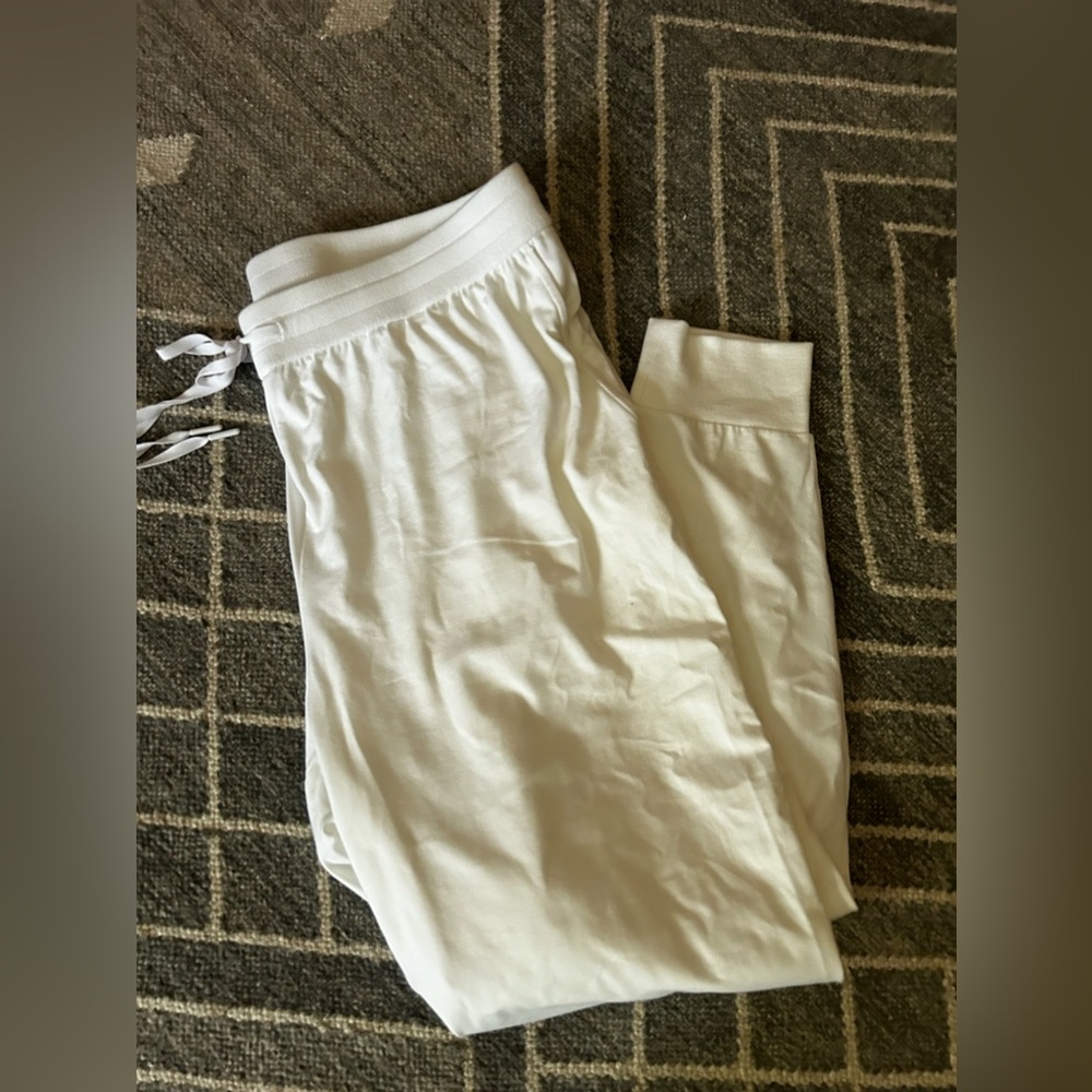 NWOT Eileen Fisher Cozy Brushed Terry Hug Jogger Pant White Size L Easy Fit